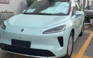 鸿蒙智行最后一界 尚界H5实车曝光：纯电能跑181公里 !