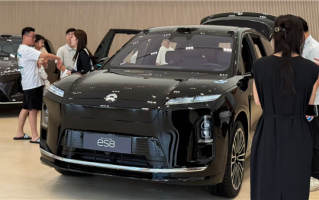 全新ES8开卖彻底扭转颓势！蔚来港股开盘大涨近15% !