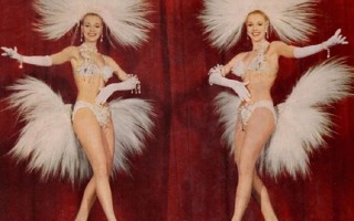 德国传奇双胞胎同日去世：被誉为“国家美腿” 曾出演多部电影 ！