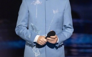 央视中秋晚会主持人阵容公布：谢娜、侯佩岑加入 !