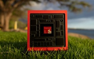 全球最快移动Soc！卢伟冰宣布小米17全球首发骁龙8 Elite Gen5 !