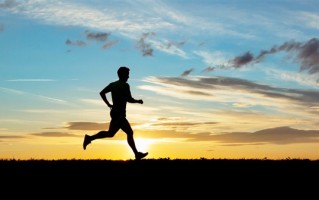 为什么建议每天最少走7000步 研究发现能降低死亡风险 !