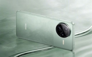 员工剧透REDMI K90系列：还在攻坚阶段 颜值请放心 !