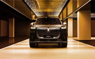 锁定45万元以上！岚图高管：大六座SUV就看泰山和问界M9 ！