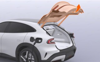 YU7用家充桩充电 充电枪被锁住怎么办 小米汽车：可用应急解锁拉线 !