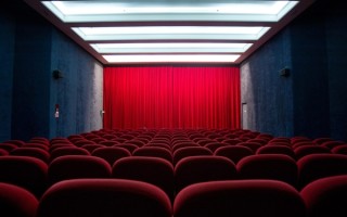 陈佩斯：20年没演电影是因为黄渤霸屏 !