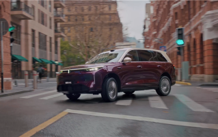 魏建军亲自代言 长城旗舰SUV魏牌V9X内饰首曝：还是熟悉的味道 ！