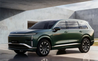 人民的揽胜！五菱星光L定档4月10日发布：近5米车身+大六座 !