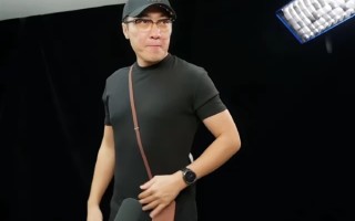 479元一根的苹果17挂绳真有人买：王自如晒上身效果 感受下 ！