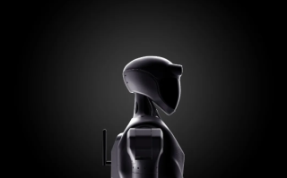 阿童木天兵一号ATOM01迭代升级： 7自由度仿生双臂 单臂可负载12.5kg ！