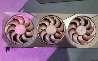 信仰级散热！华硕RTX 5080猫头鹰联名显卡发布：四槽三风扇、2730MHz !