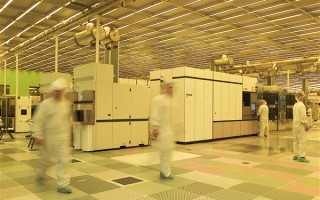 台积电2nm忙着涨价50% 三星低价抢单：足足便宜三成 !