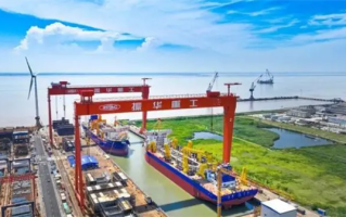 海上巨无霸！我国最大舱容耙吸挖泥船“双子星”完成海试 ！