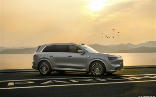 问界M8产品经理：车载喇叭多不等于音响效果好 !