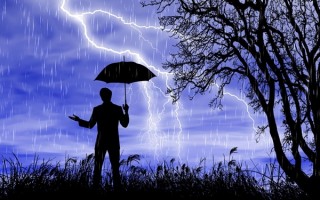 天气太极端 越南顺化遭遇全球第二大单日降雨量：1739毫米 ！