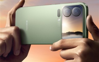 雷军谈海报小字：确实是行业陋习 立刻马上就改 ！