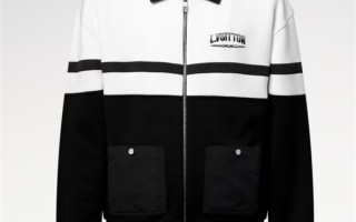 LV男士大衣撞衫中国校服：一个卖16000元 一个卖86元 !